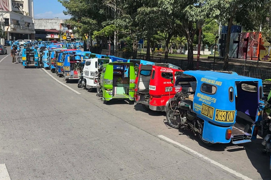riding tricycle in gensan